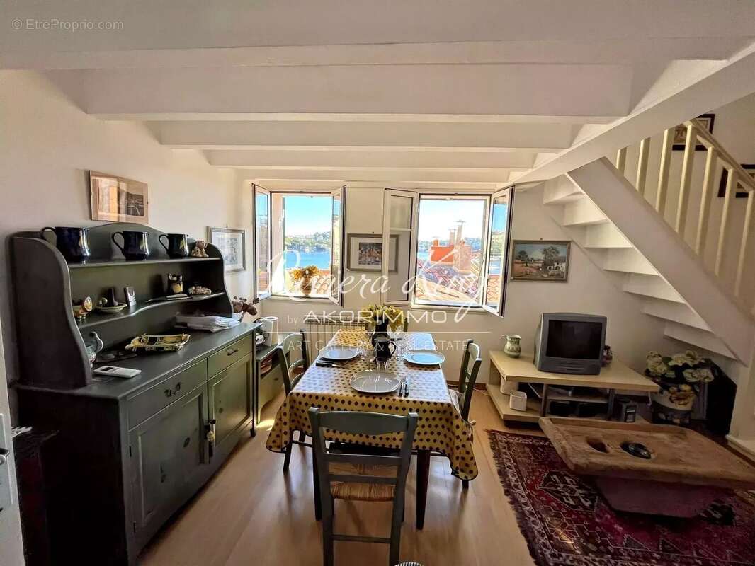 Appartement à VILLEFRANCHE-SUR-MER