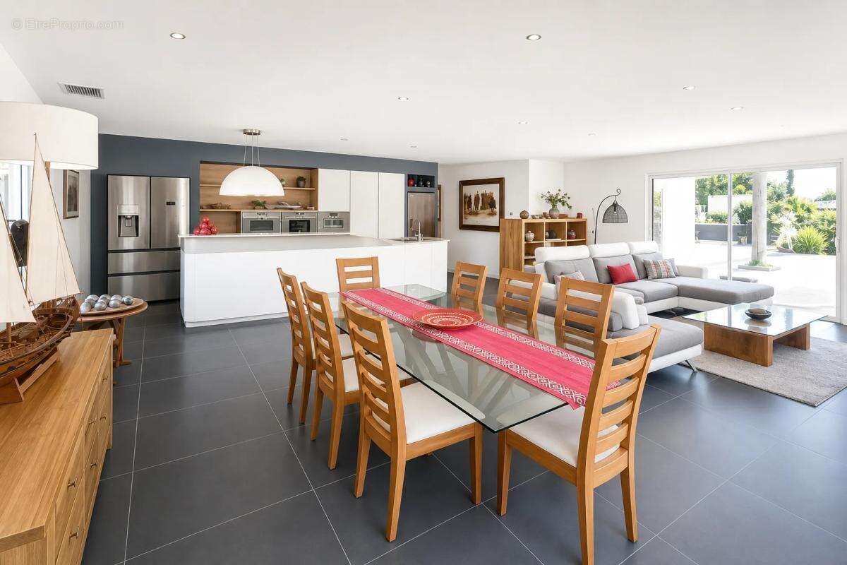 Villa 5 pièces - 140 m2 - Saint-Estève - photo 5