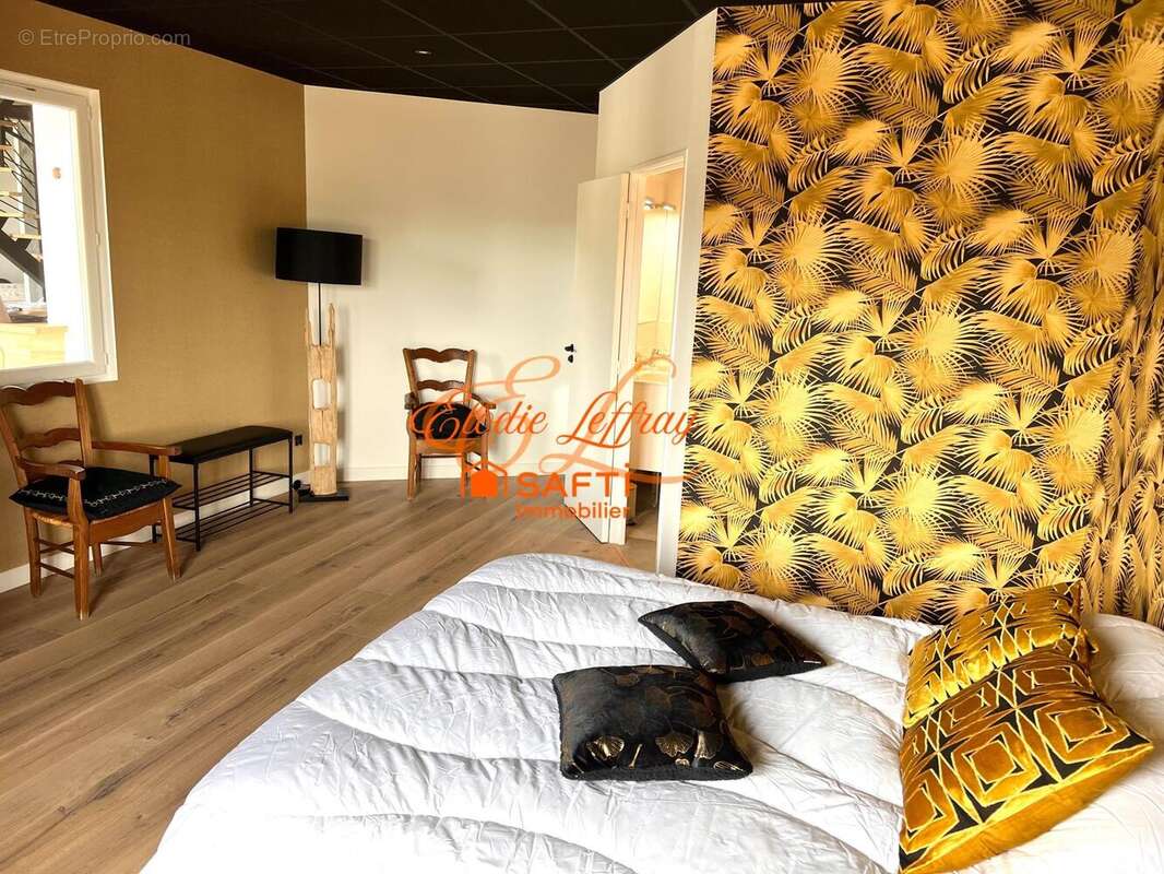 Photo 5 - Maison à MONTFORT-LE-GESNOIS