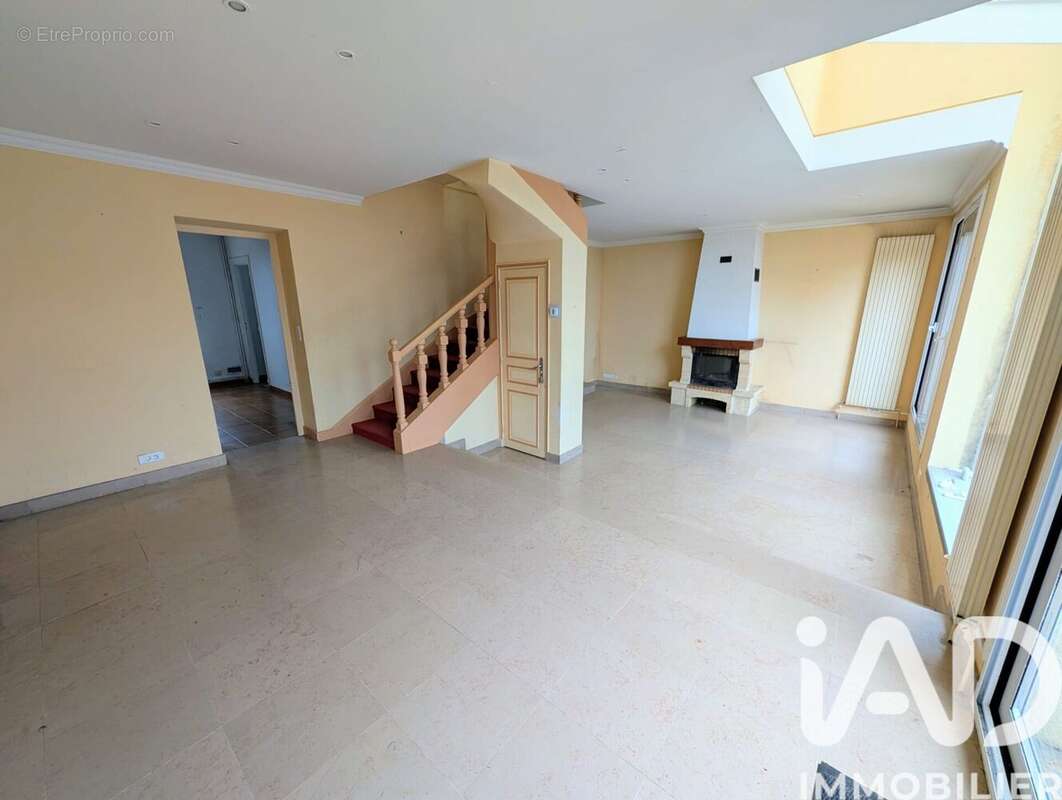 Photo 3 - Maison à EZANVILLE