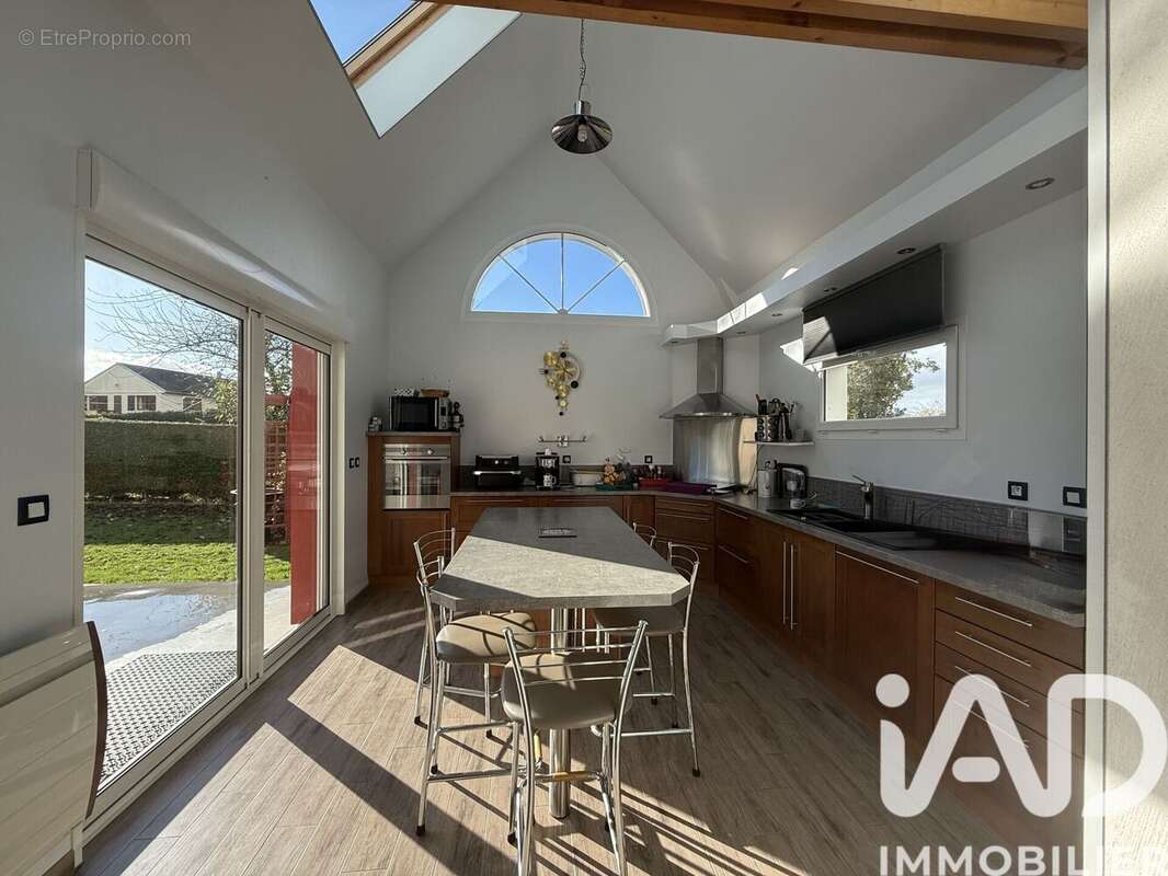 Photo 2 - Maison à BISSIERES