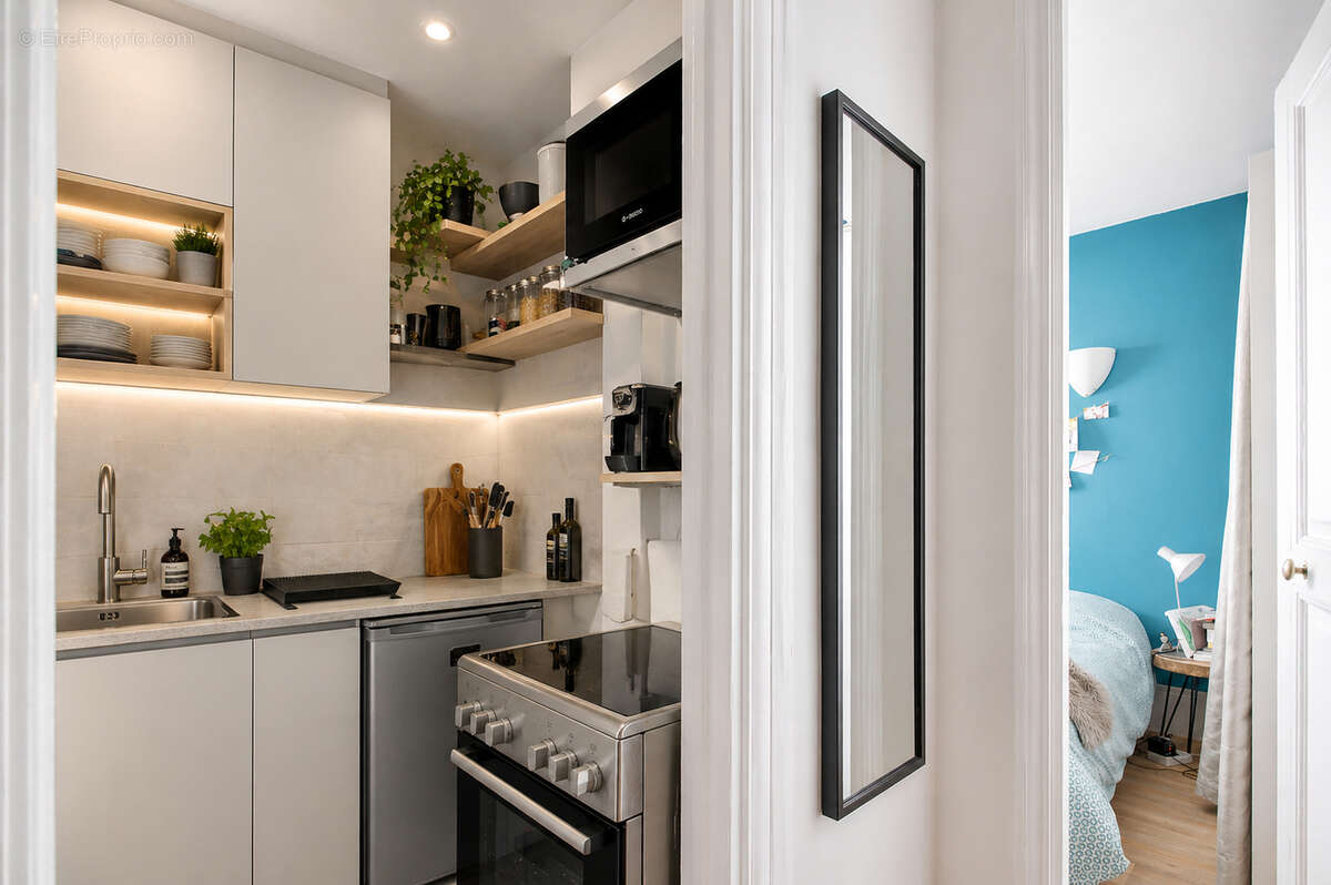 Appartement à PARIS-14E