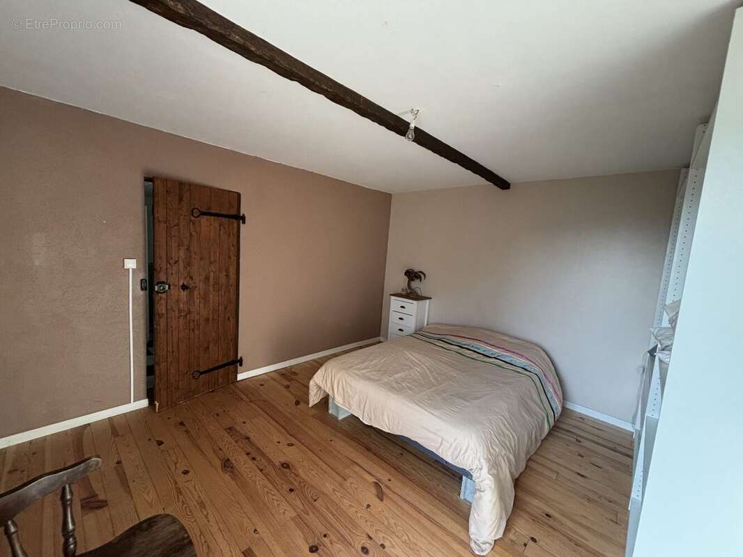Maison 134 m² à Privas  - photo 2