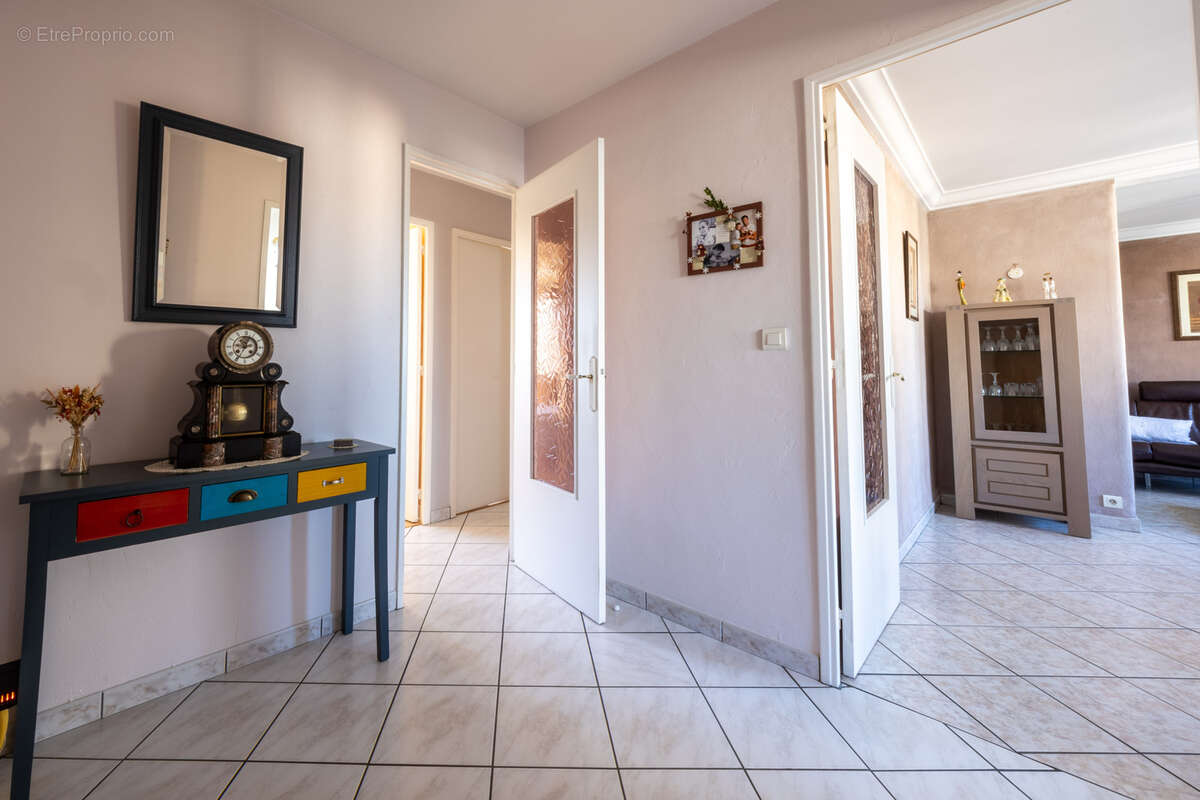 Appartement à SAINT-ETIENNE