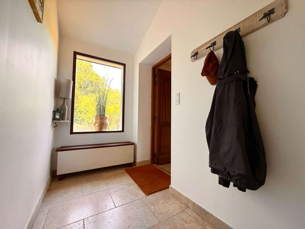 Villa 130m2, 4ch, Garage de 50m2, 2 800m2 de Jardin clos avec vue - photo 15