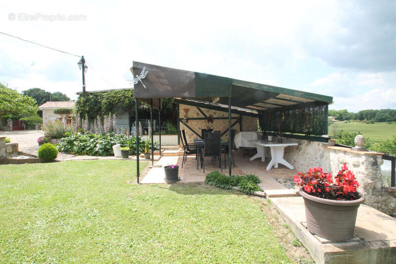 Maison à CASTELJALOUX