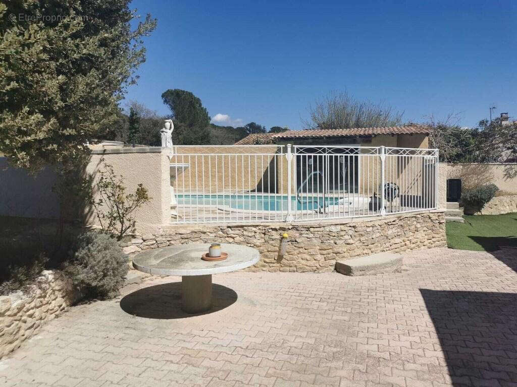 Maison à GRIGNAN