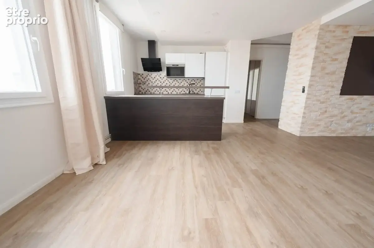 Appartement 3 pièces 73 m² à vendre à La Madeleine (59110) - photo 3