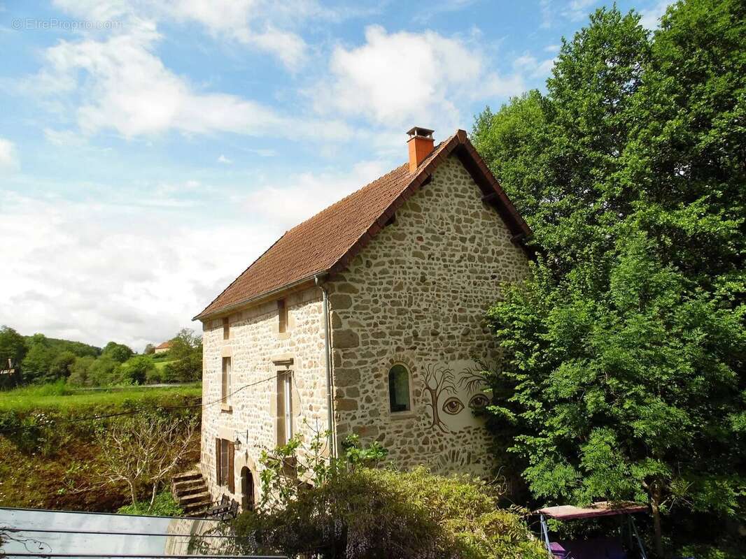 Appartement à PUY-MALSIGNAT