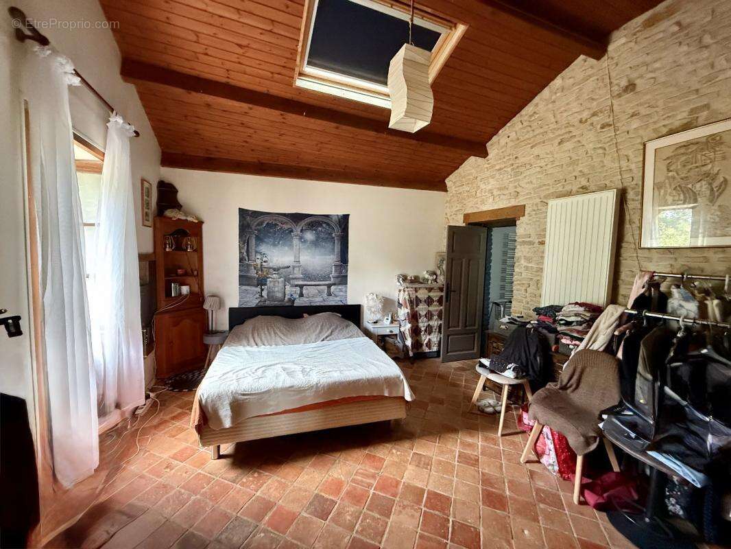 Maison à SAINT-COUTANT