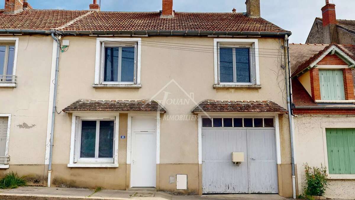 Maison à BOURBON-L'ARCHAMBAULT