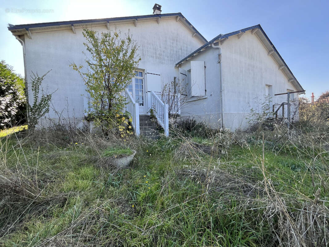 Maison à SAINT-JEAN-DE-THOUARS