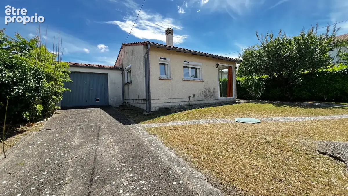 Maison centre-ville de Semussac - photo 17