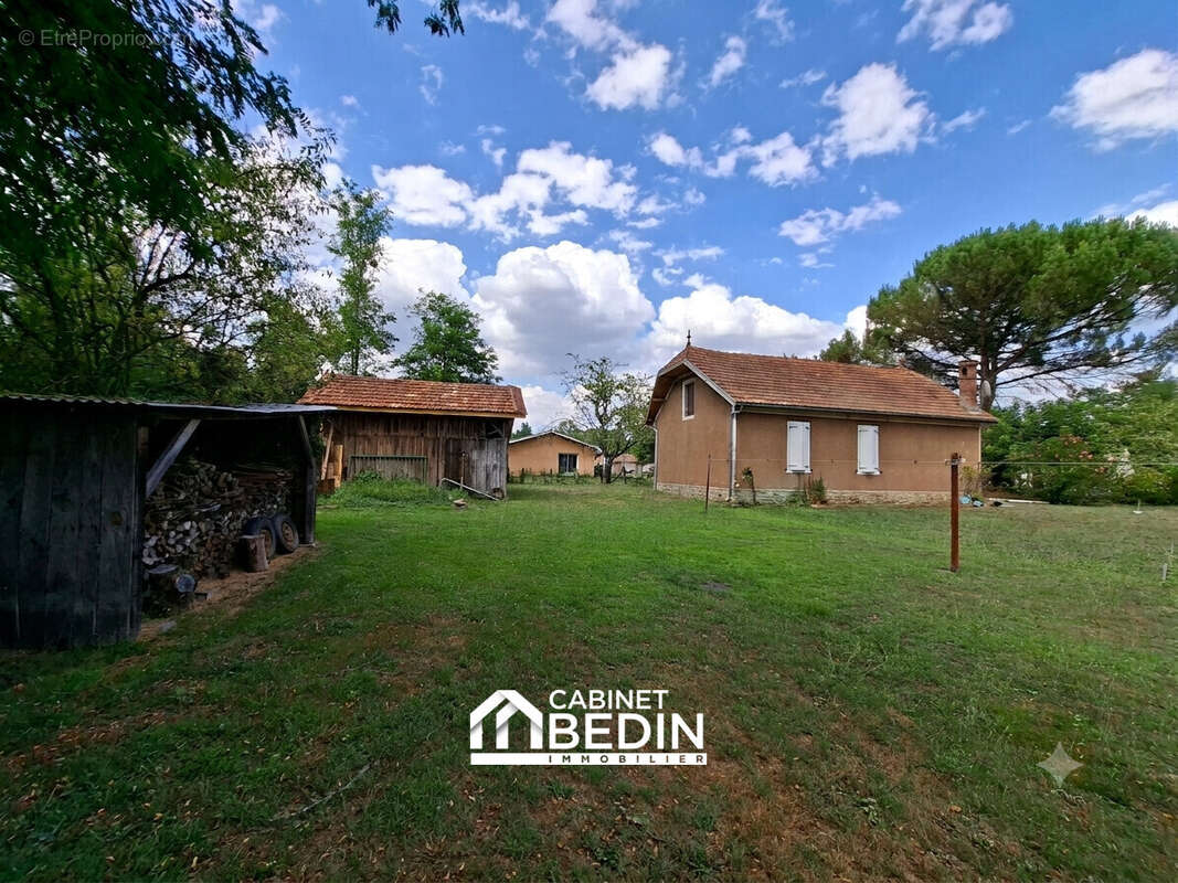 Maison 80 m² à Le Nizan  - photo 2