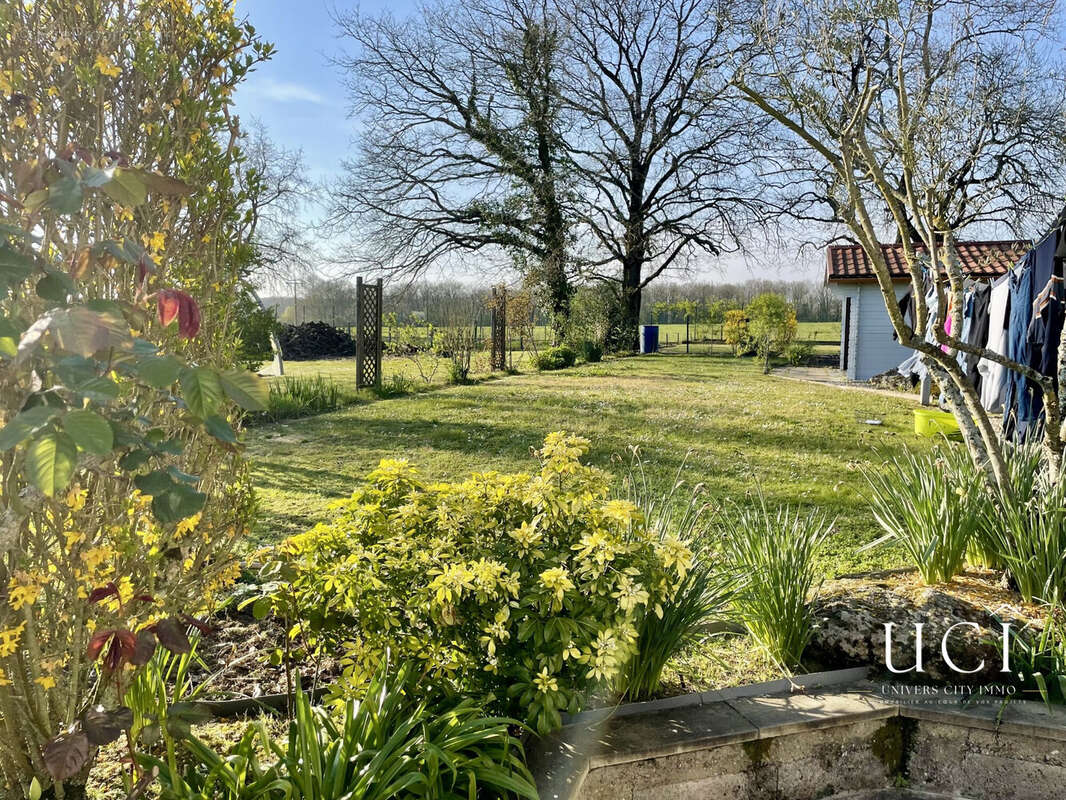 Maison 95 m² à Le Landreau  - photo 4