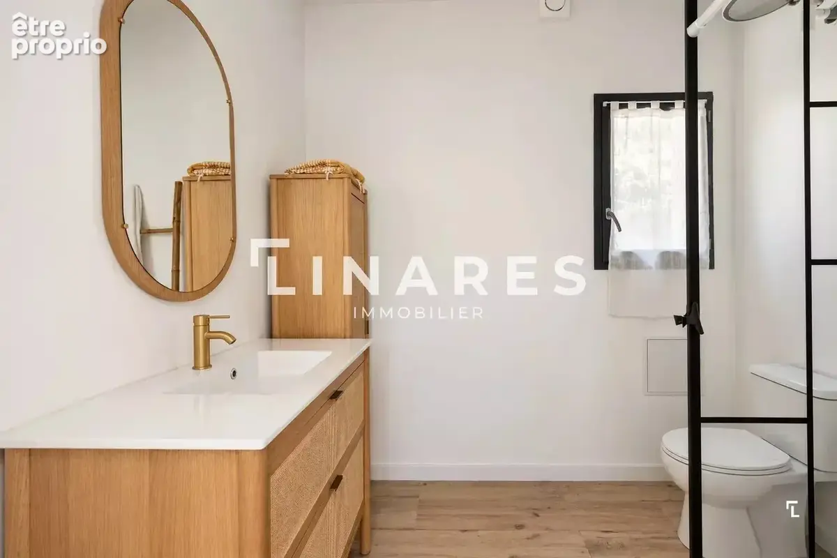 LA SUBLIME - Villa T6 de 232m² dont une dépendance aménagée de 50m² - Piscine - Terrain de 6700m² - 13400 AUBAGNE - photo 17