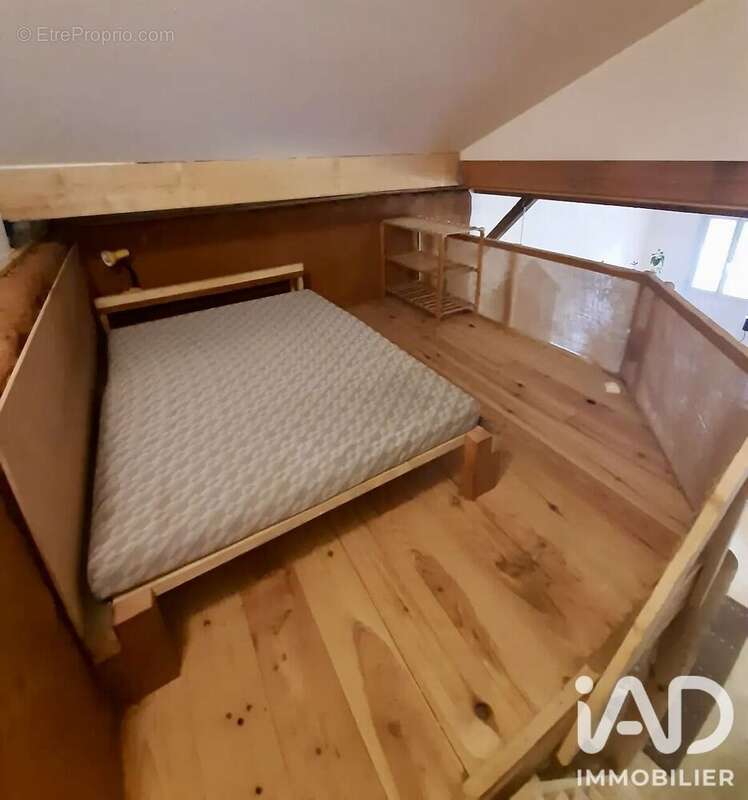 Maison 66 m² à Roussines  - photo 8