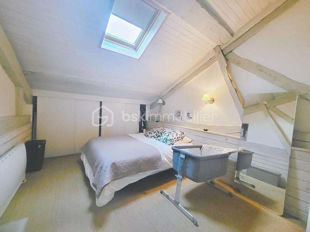 Maison en pierre- 4 chambres-jardin-piscine-garage - photo 18
