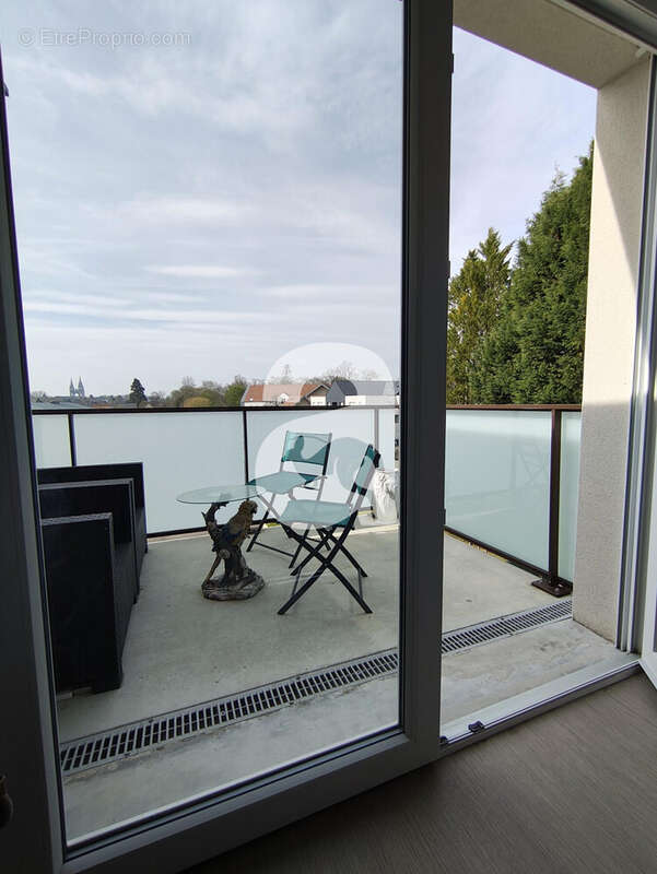 Appartement à VILLENEUVE-SAINT-GERMAIN