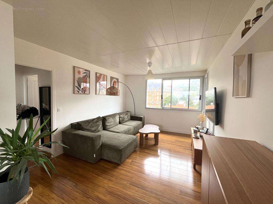 Appartement à CHAMALIERES