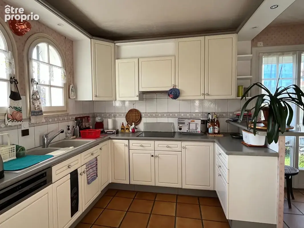 Maison 4 pièces 115 m² à vendre à Lons (64140) - photo 4