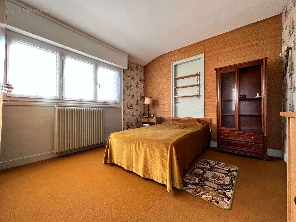 Maison à NEUILLY-SUR-MARNE