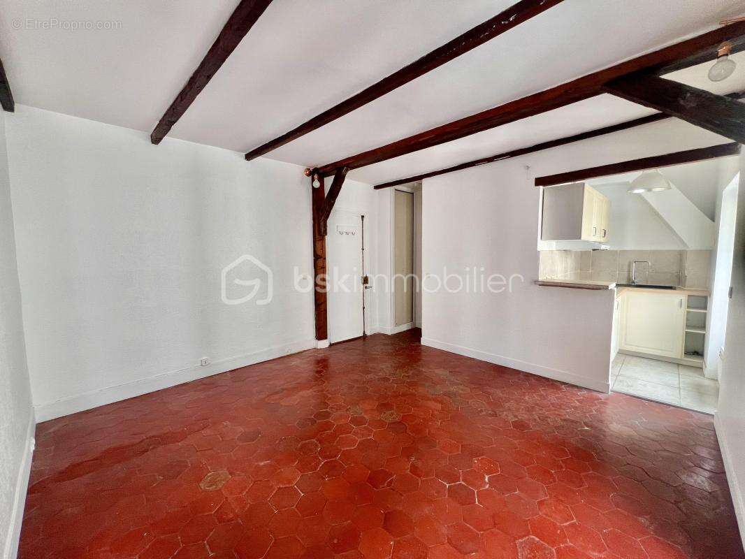 Appartement à PARIS-11E