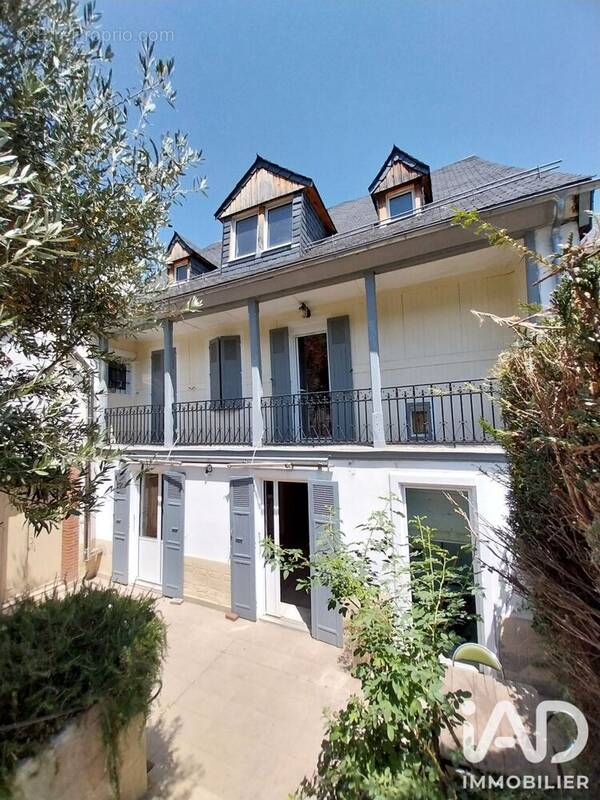 Photo 1 - Maison à SARRANCOLIN