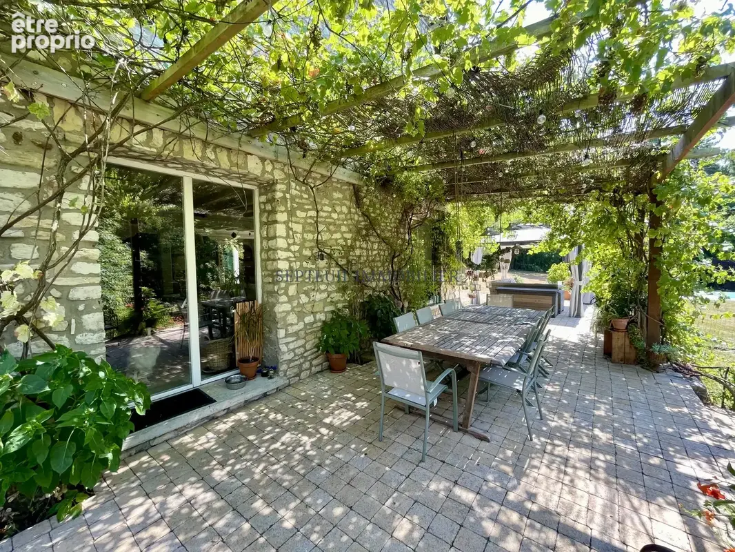 Maison ancienne individuelle de 7 pièces, sur 5 088 m2,avec garage et piscine. - photo 27