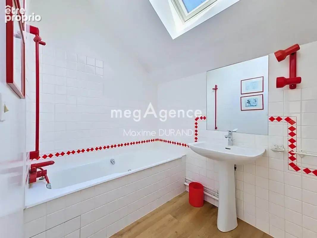 Maison 200 m²- Quartier Répuplique - photo 8