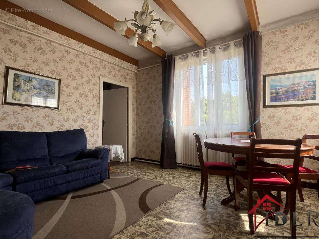 Maison à PARNOY-EN-BASSIGNY