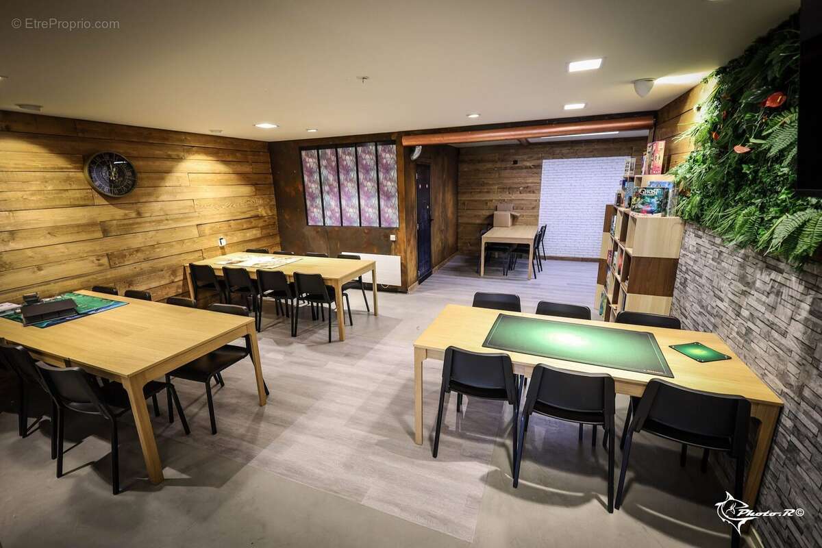 Commerce à TREGUEUX