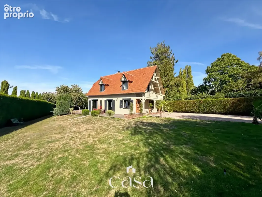 Photo Maison à Saint-Germain-Le-Vasson au prix de 432 000€