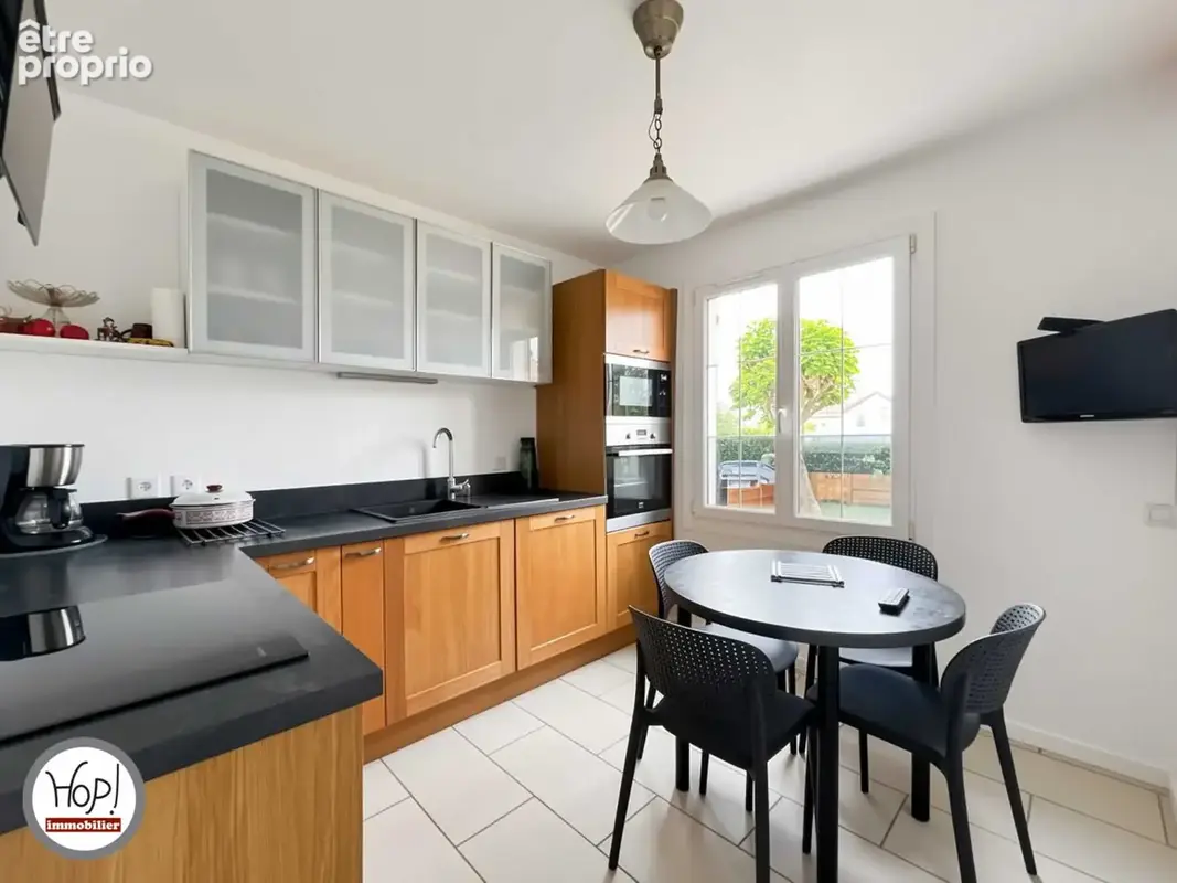 Maison 124 m² à Pessac  - photo 2