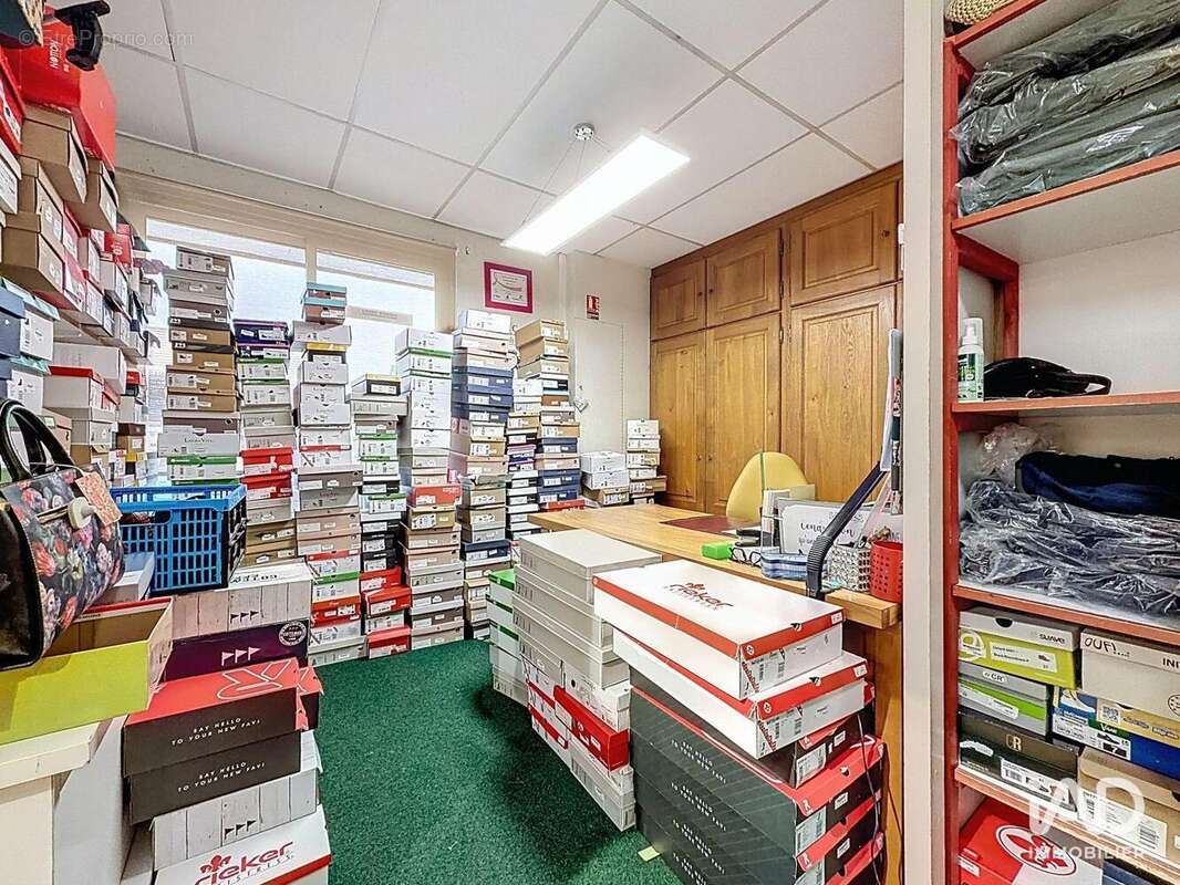 Photo 5 - Commerce à NAZELLES-NEGRON