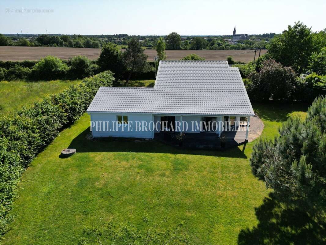 Maison à MAREUIL-SUR-LAY-DISSAIS