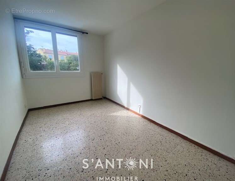 Appartement à BEZIERS