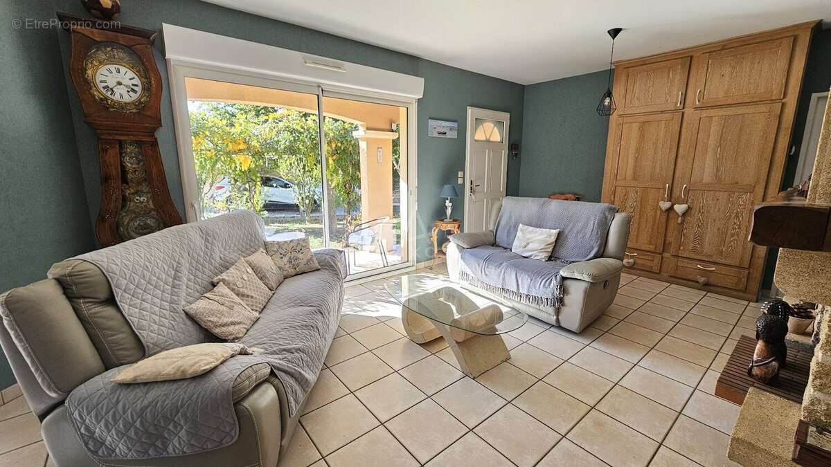 Maison à SAINT-DENIS-DE-PILE