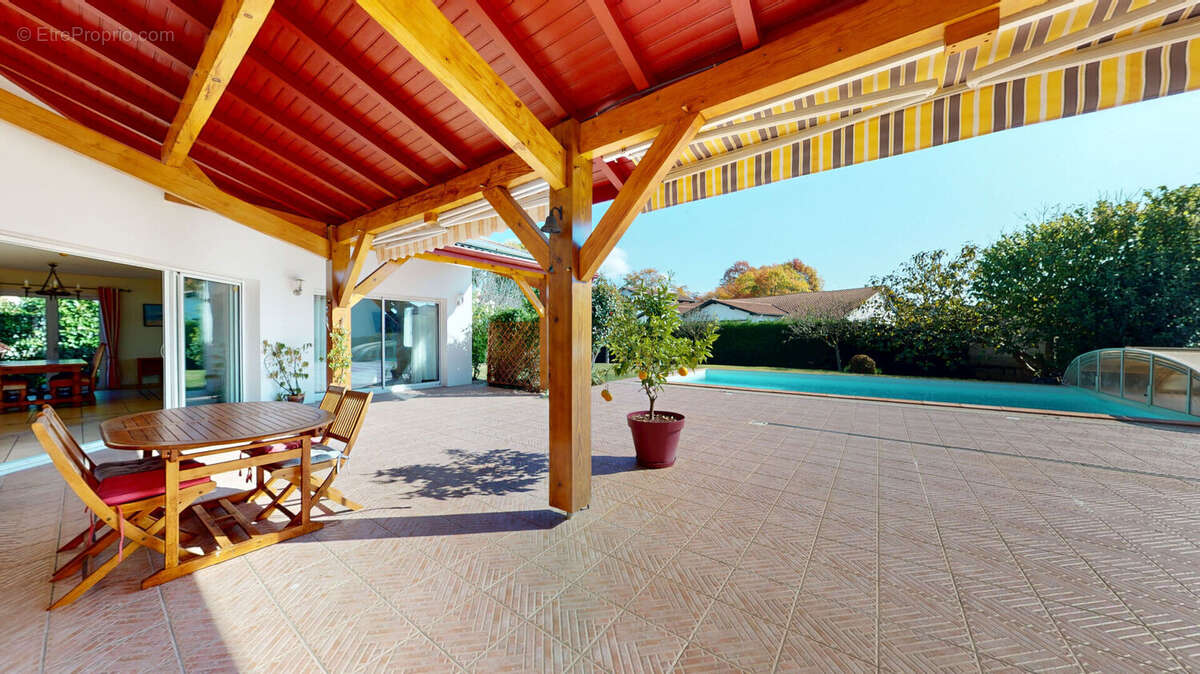 Maison à CAMBO-LES-BAINS