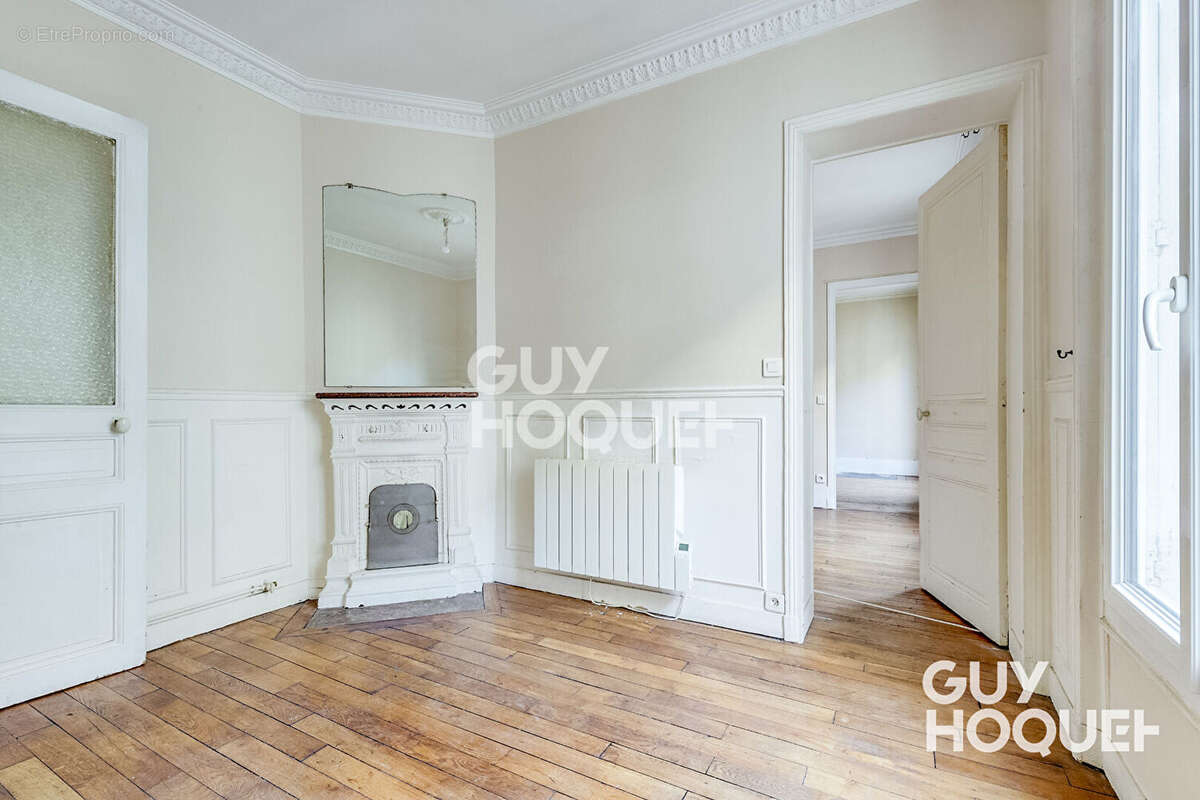 Appartement à PARIS-20E