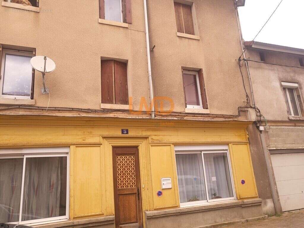 Appartement à DECAZEVILLE