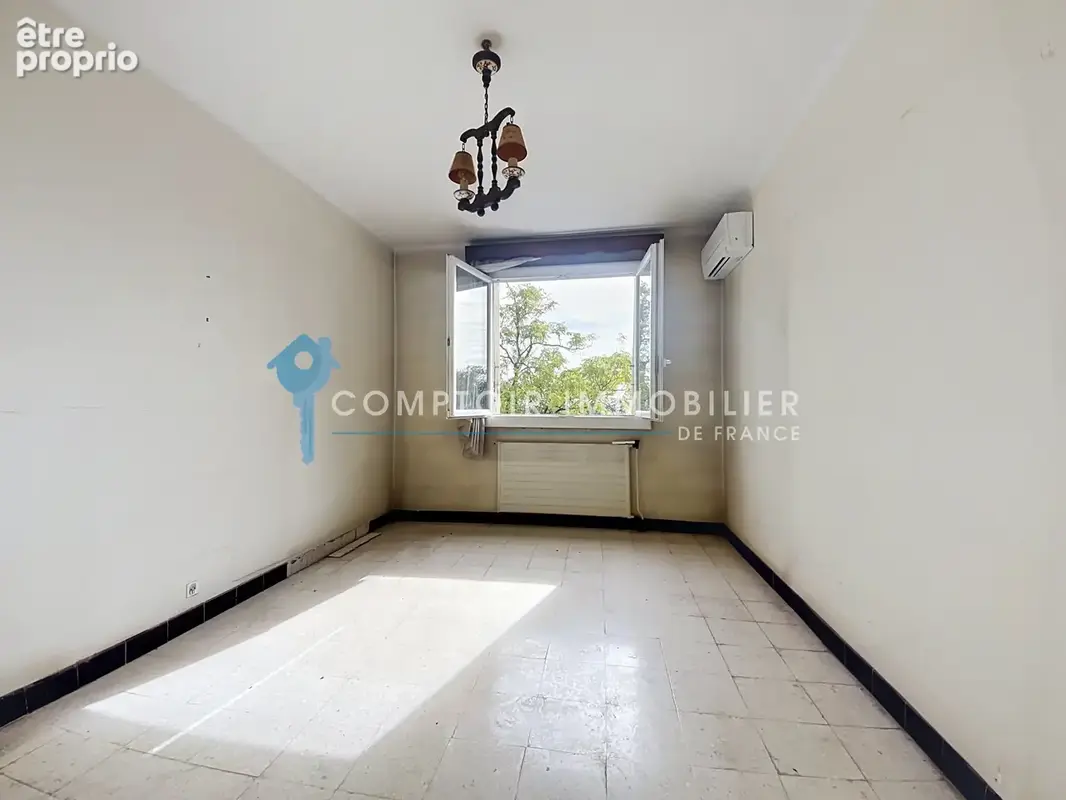Montpellier Celleneuve Spacieux appartement de 81 m2 avec balcon , cave et garage - photo 4