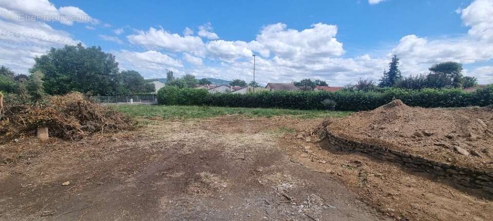 Terrain 421 m² à Chazay-D'azergues  - photo 2