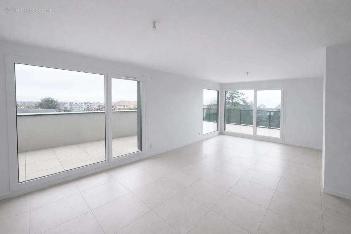 Appartement à THONON-LES-BAINS