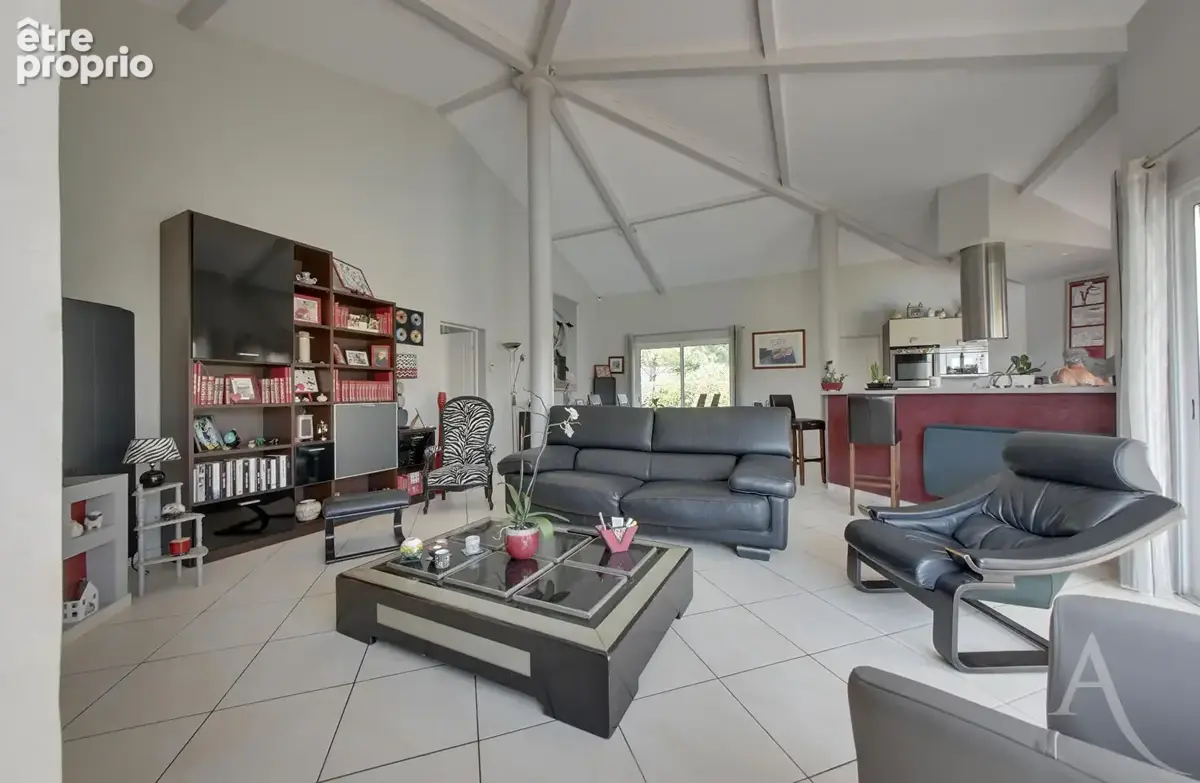 Maison  plain pied 4 pièces de 114,6 m² Azur - photo 2