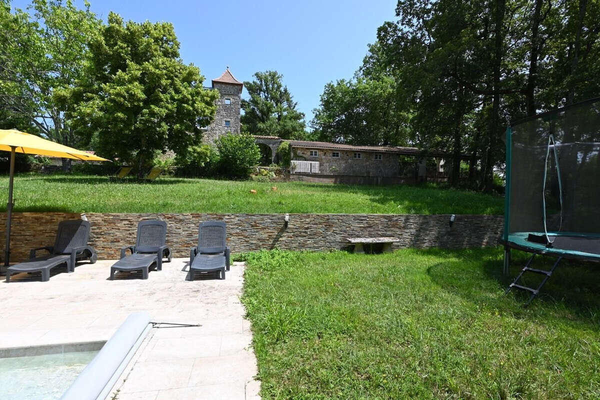 Maison à PUY-L&#039;EVEQUE