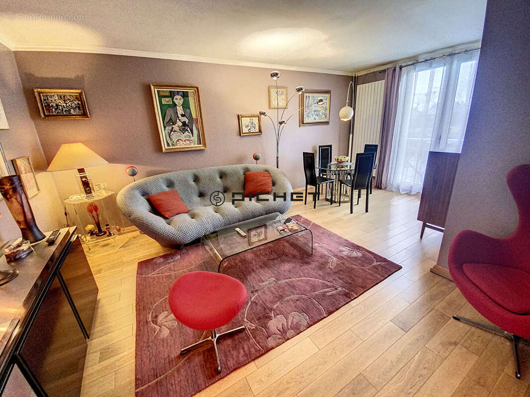 Appartement à SAINT-DENIS