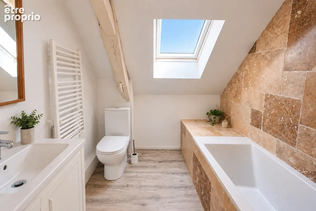 BRISSAC LOIRE AUBANCE - Maison 5 pièces - 109 m² - 880 m² terrain - dépendances - photo 9