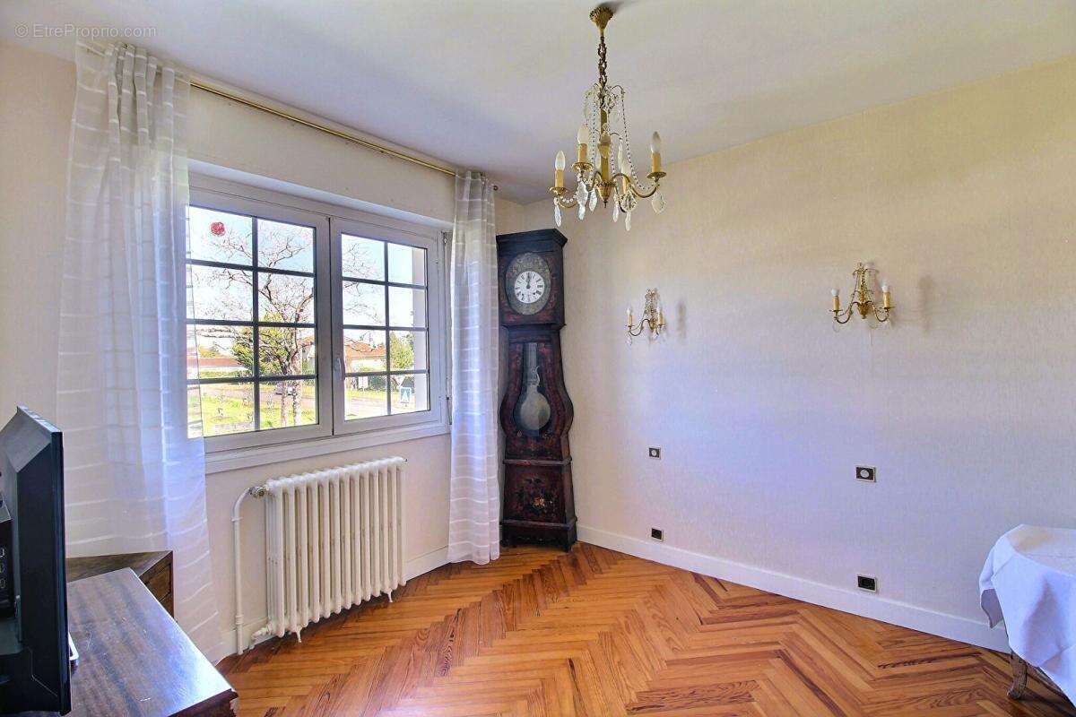 Maison à BLANQUEFORT