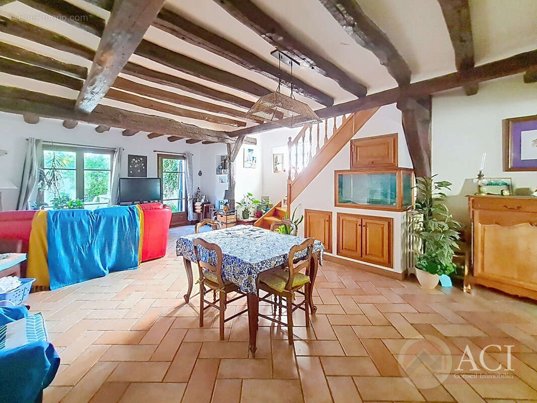 Maison à GROSLAY